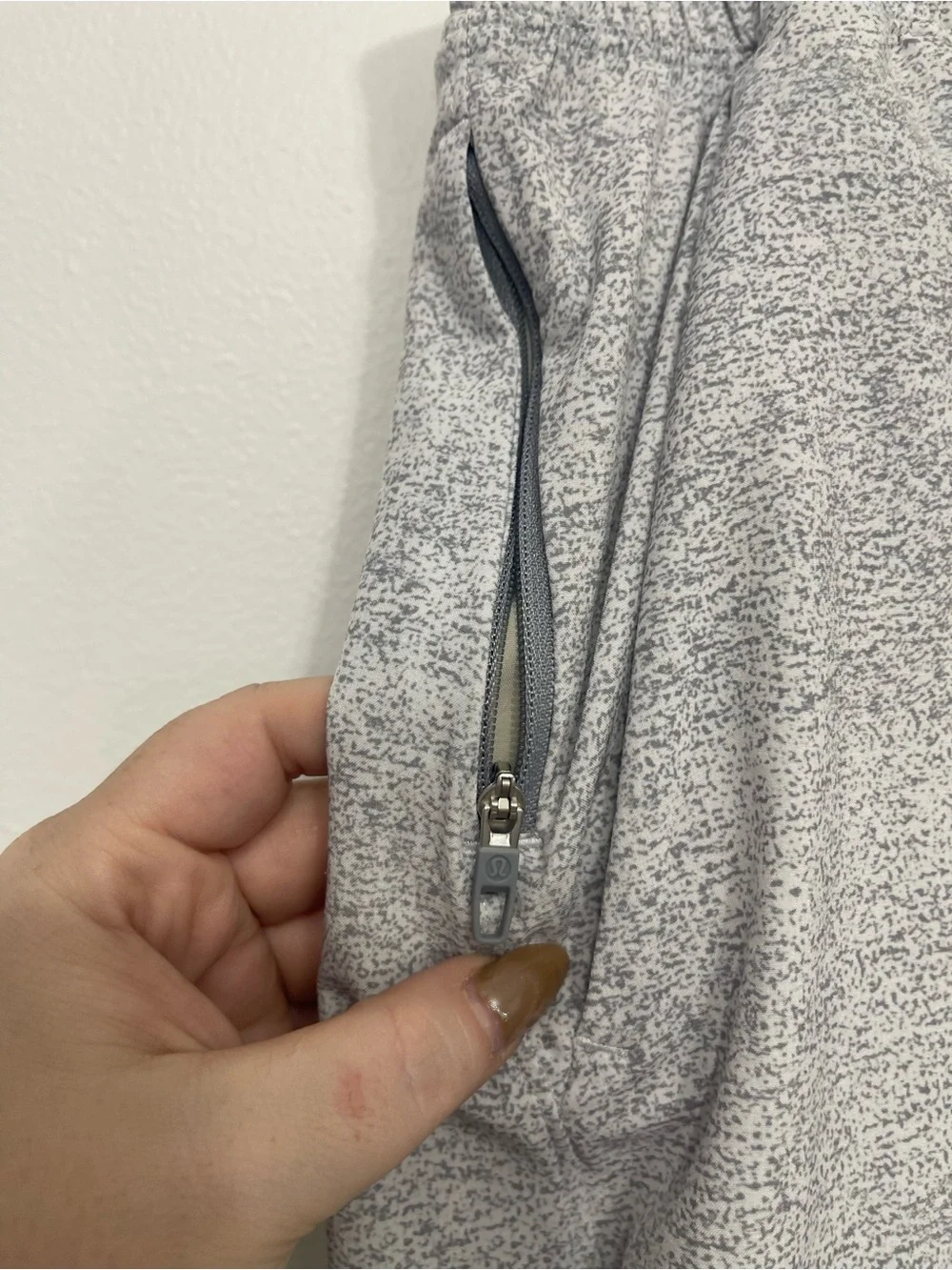 Men’s Lululemon Pace Breaker Shorts- XXL